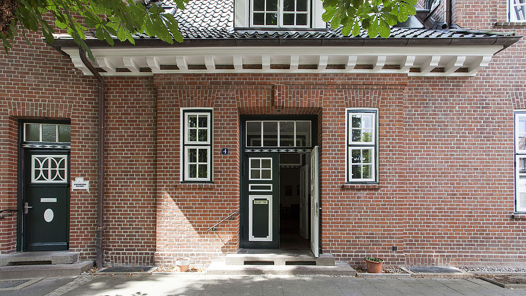 Fassade denkmalgeschütztes Gemeindehaus Vicelinkirche